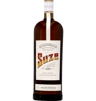 SUZE ; Apéritif élaboré à partir de gentianes sauvages