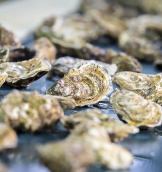 Huîtres De Saint-Riom N°4 - Bourriche De 12 Pièces (1 Douzaine)