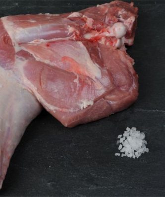 Cuisse de dinde avec os