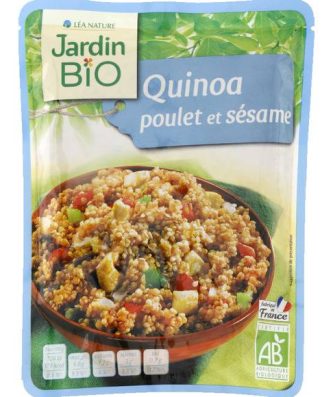 Quinoa blanc cuisiné aux légumes, poulet et sésame bio riche en fibres