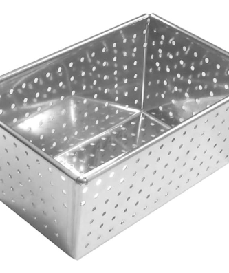 Moule à cake perforé