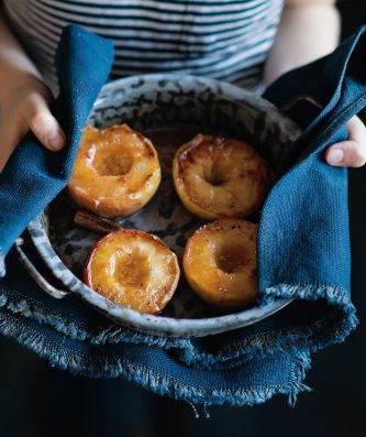 Maeve's Baked Apples