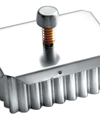 Emporte-pièce à poussoir