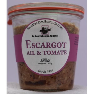 Escargot et tomate aillée