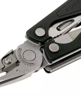 Outil multifonction Leatherman Charge Plus, étui en nylon
