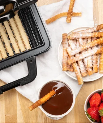 Appareil à gaufres en forme de frites - Wafle stick 1000 W Tristar