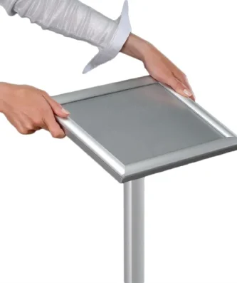 Présentoir menu sur pied en aluminium A4