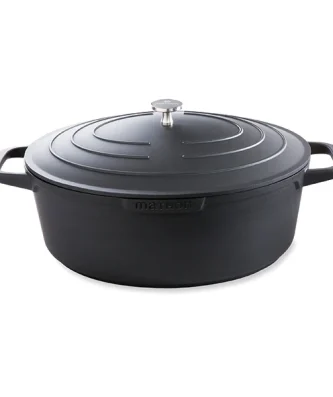 Cocotte légère ovale en fonte d'aluminium 32 cm 6,5 L coloris noir Mathon
