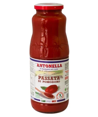 Natoora Sardinian Tomato Passata 680g
