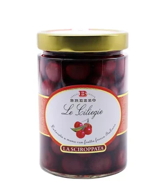 Cherries in syrup 605 gr