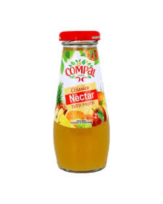 Suco de Maracujá / Passion Fruit Juice COMPAL - 200ml