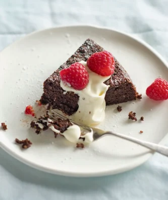 Flourless Chocolate & Hazelnut Cake
